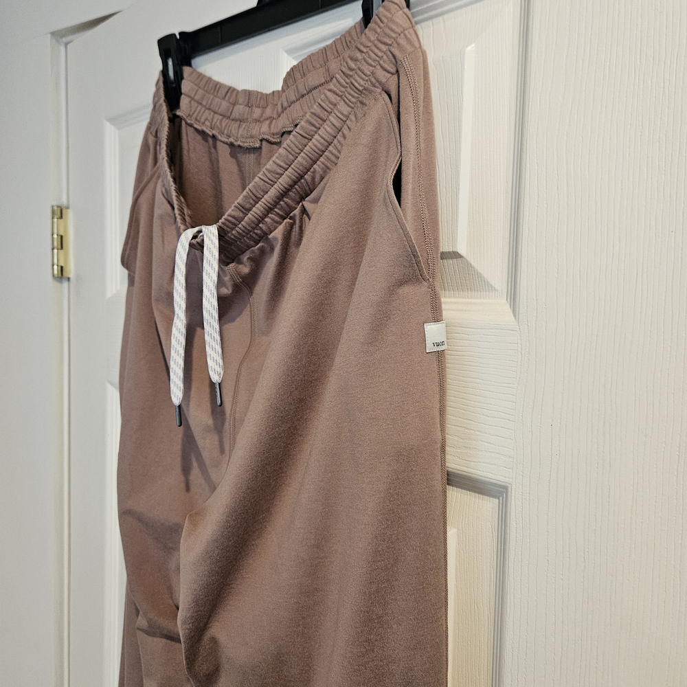 Vuori NWT Boyfriend Sweatpant Goldenrod Heather